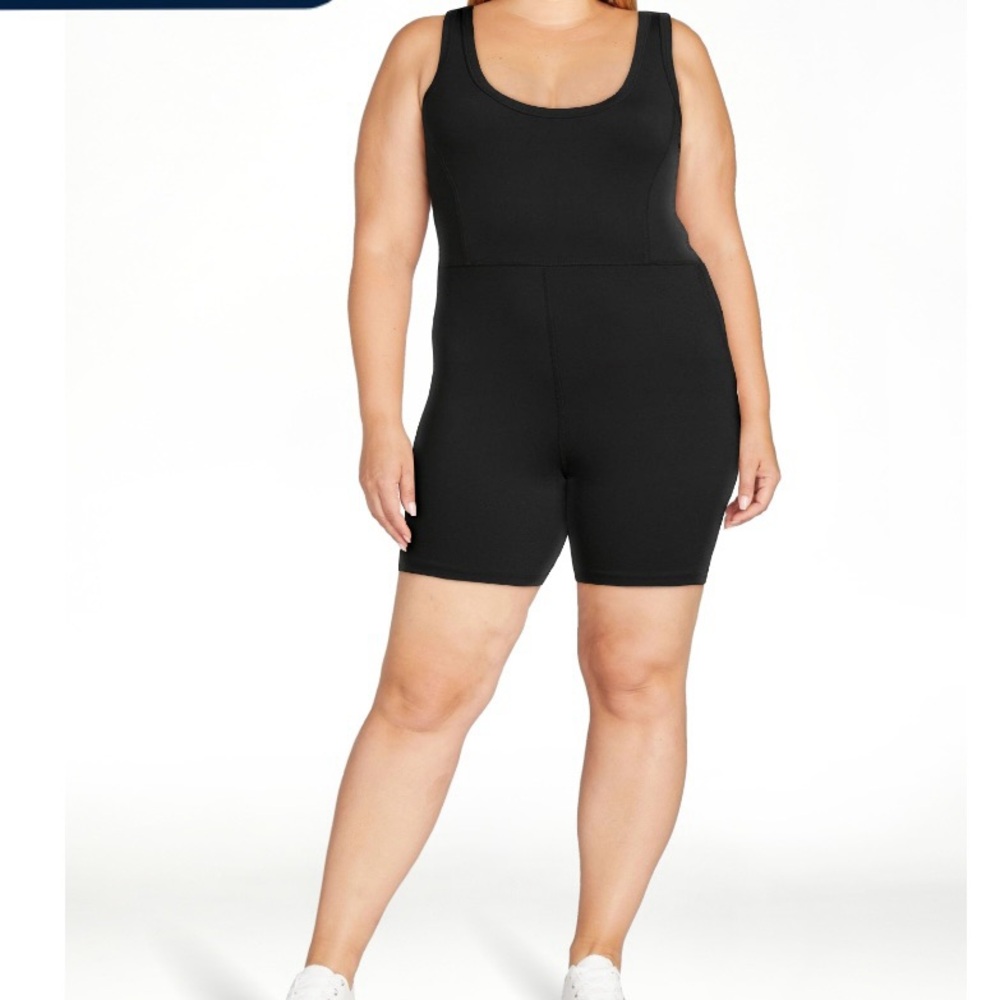 No boundaries junior’s sleeveless scoop neck knit romper. New with tags